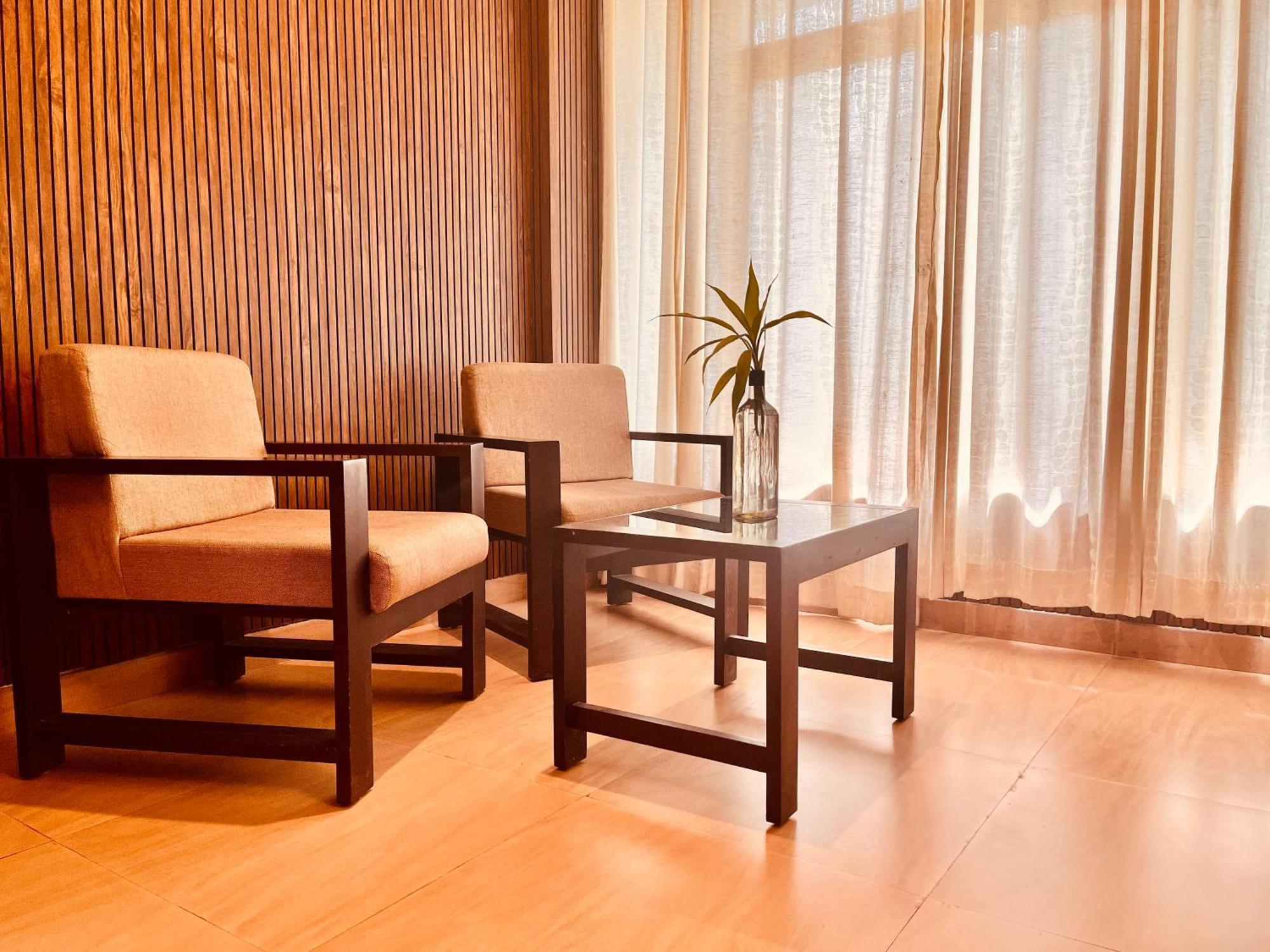 Pearl Grand Boutique Cottage In Omaxe Anandam Vrindavan - #Premium Ac Rooms With Balcony #Big Parking #Lift #Garden #Peaceful Area #Near Prem Mandir #Property Of The Year #Most Awarded 외부 사진